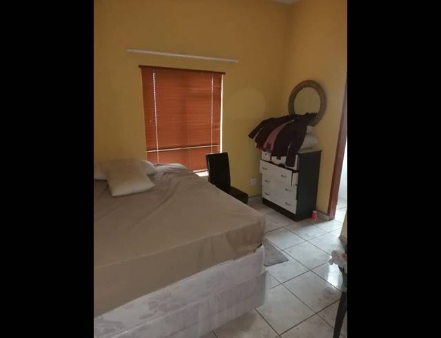 4 BEDROOM HOUSE FOR SALE IN ZAKARIYYA PARK